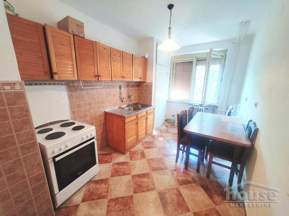 Slika 8 - Stan,NOVI SAD,STANICA,kv: 53.00, € 115000, ID: 1065763