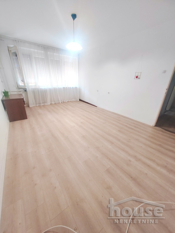 Slika 4 - Stan,NOVI SAD,STANICA,kv: 53.00, € 115000, ID: 1065763