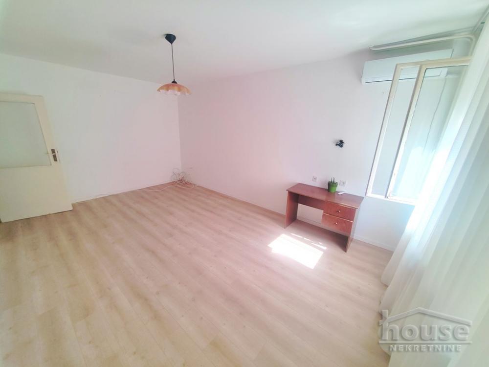 Slika 1 - Stan,NOVI SAD,STANICA,kv: 53.00, € 115000, ID: 1065763