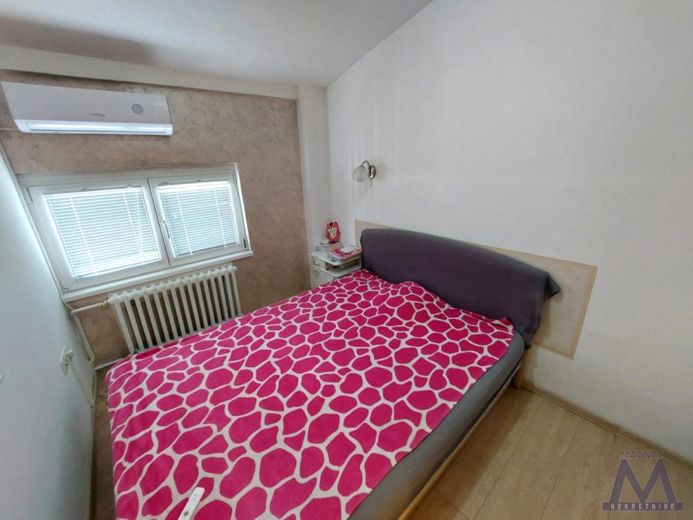 Slika 5 - Stan,NOVI SAD,CENTAR,kv: 52, € 160700, ID: 1019416