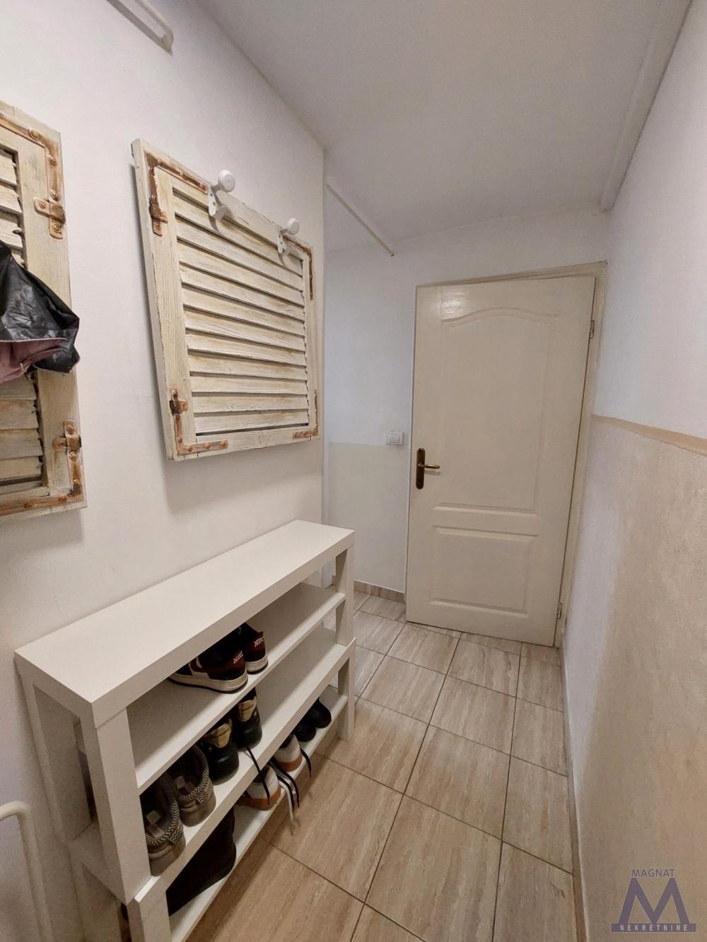 Slika 8 - Stan,NOVI SAD,CENTAR,kv: 52, € 160700, ID: 1019416