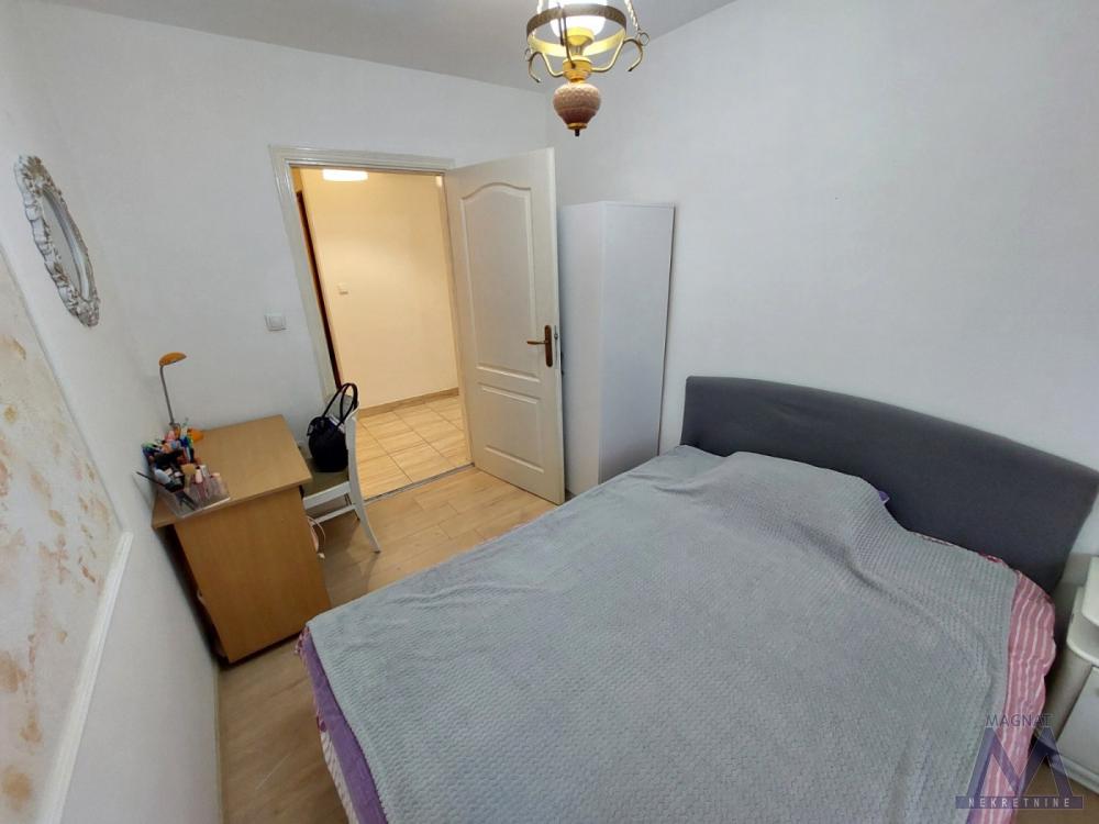 Slika 4 - Stan,NOVI SAD,CENTAR,kv: 52, € 160700, ID: 1019416