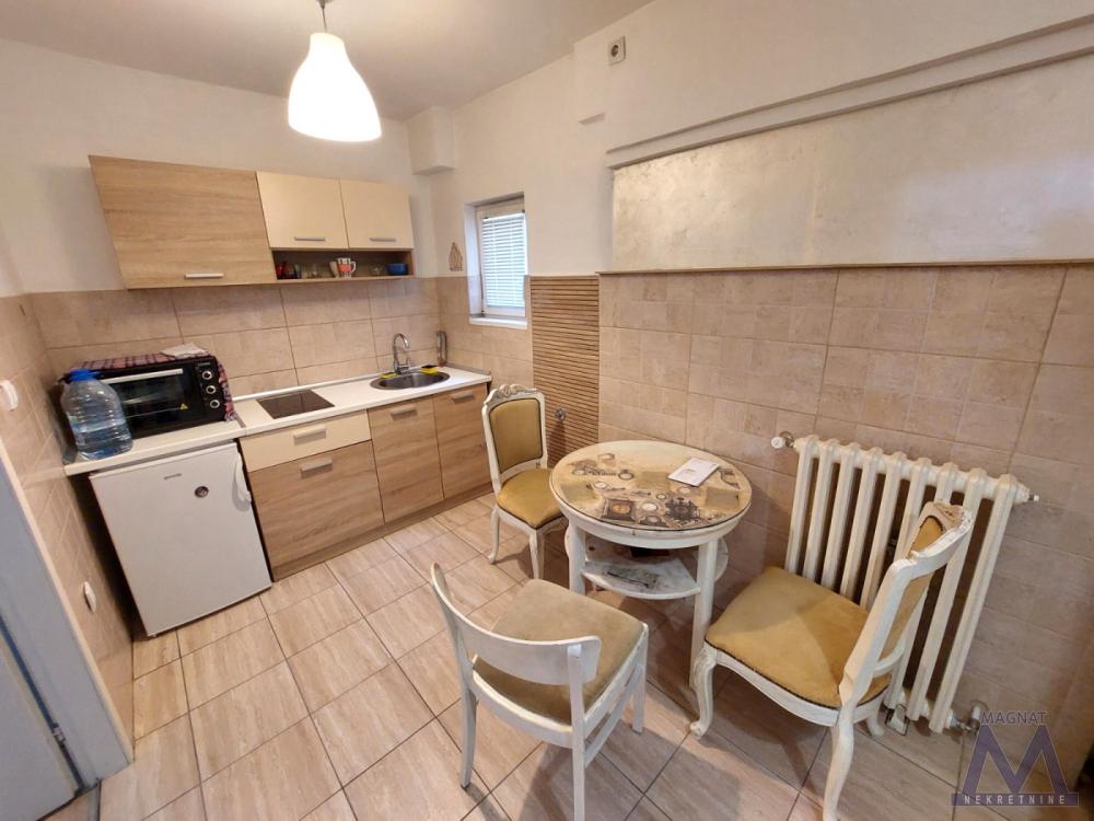Slika 2 - Stan,NOVI SAD,CENTAR,kv: 52, € 160700, ID: 1019416