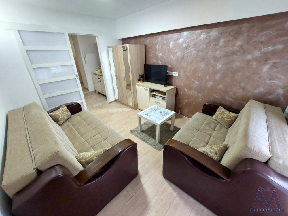 Slika 1 - Stan,NOVI SAD,CENTAR,kv: 52, € 160700, ID: 1019416