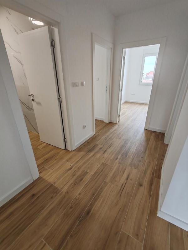 Slika 6 - Stan,NOVI SAD,TELEP,kv: 106.00, € 258000, ID: 1058709