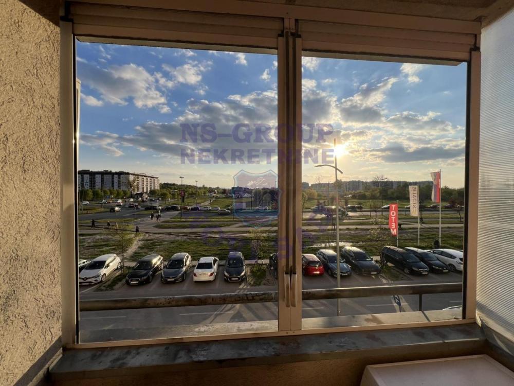 Slika 8 - Dvosoban, 43m2, Detelinara Novi Sad, sa terasom, ima lift
