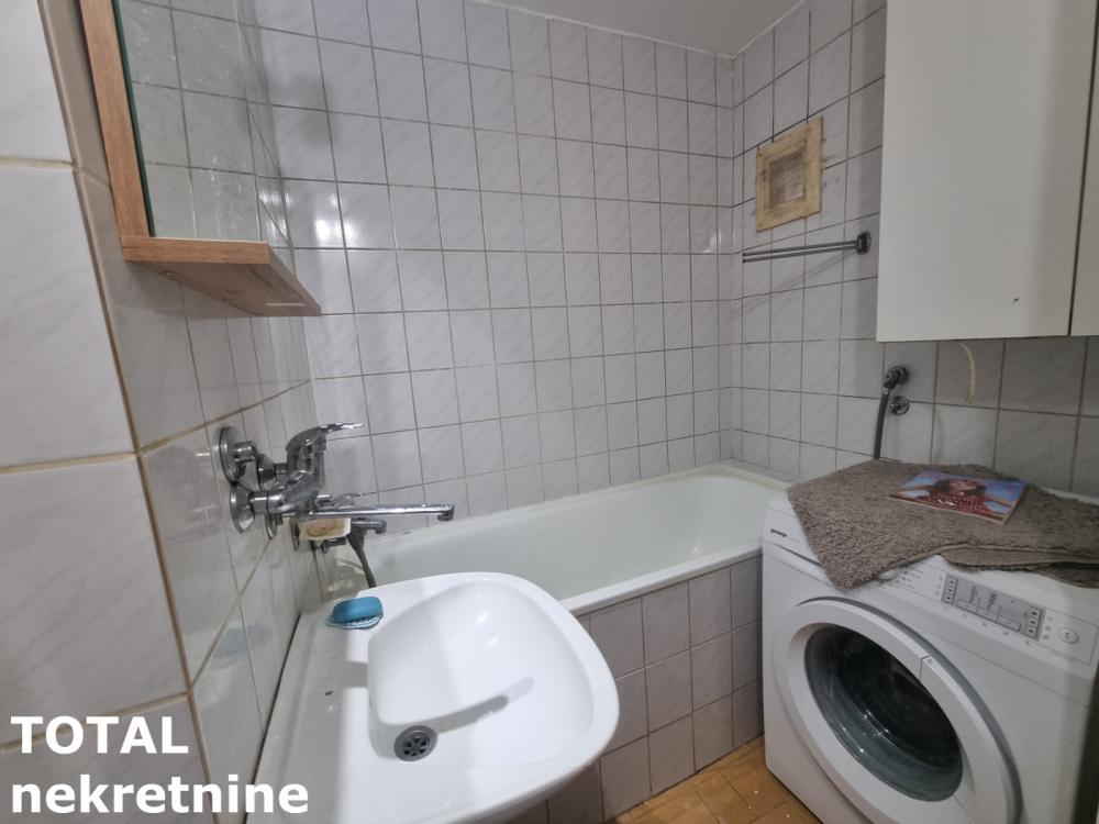 Slika 7 - Stan,NOVI SAD,LIMAN 4,kv: 50.00, € 176000, ID: 1102910