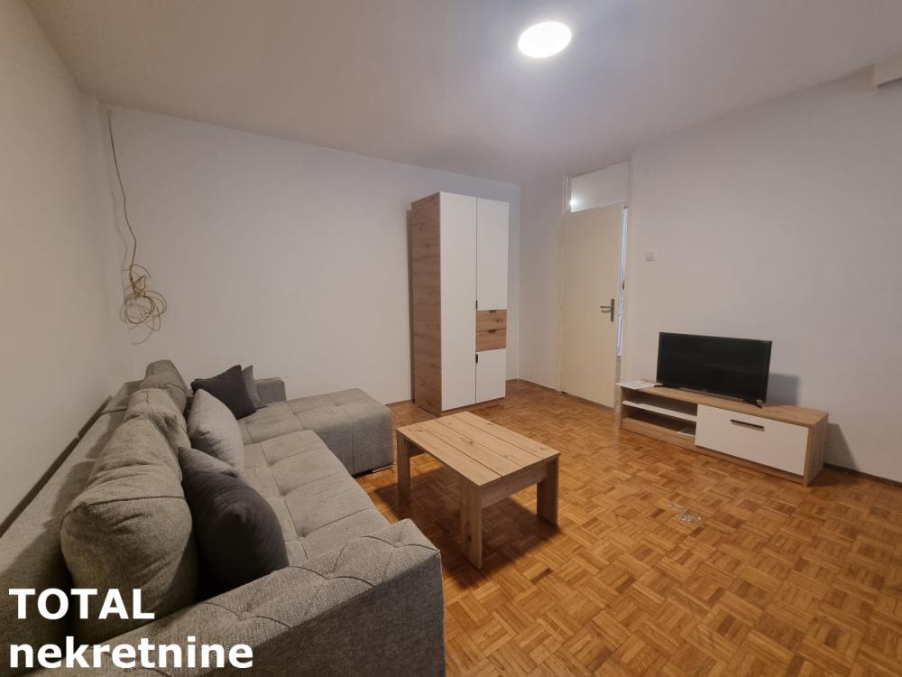 Slika 3 - Stan,NOVI SAD,LIMAN 4,kv: 50.00, € 176000, ID: 1102910