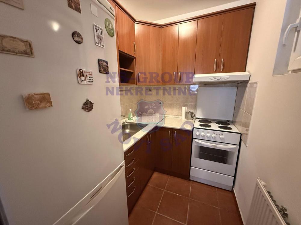 Slika 6 - Jednoiposoban, 38m2, Nova Detelinara Novi Sad