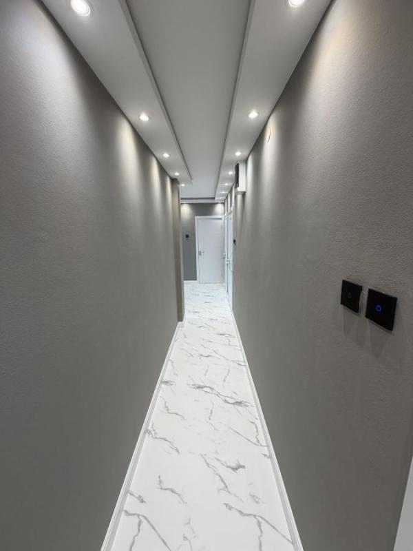 Slika 6 - Trosoban LUX stedjem Novi Sad, Liman I useljiv uknjizen