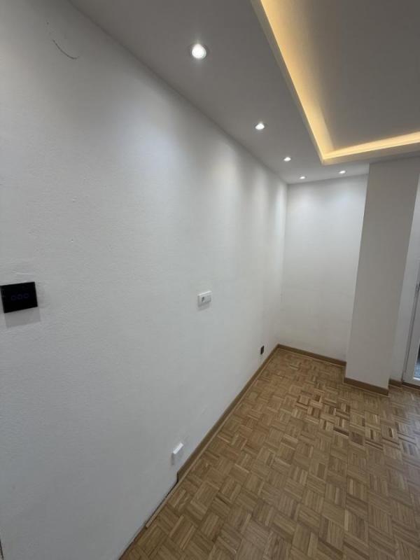 Slika 2 - Trosoban LUX stedjem Novi Sad, Liman I useljiv uknjizen