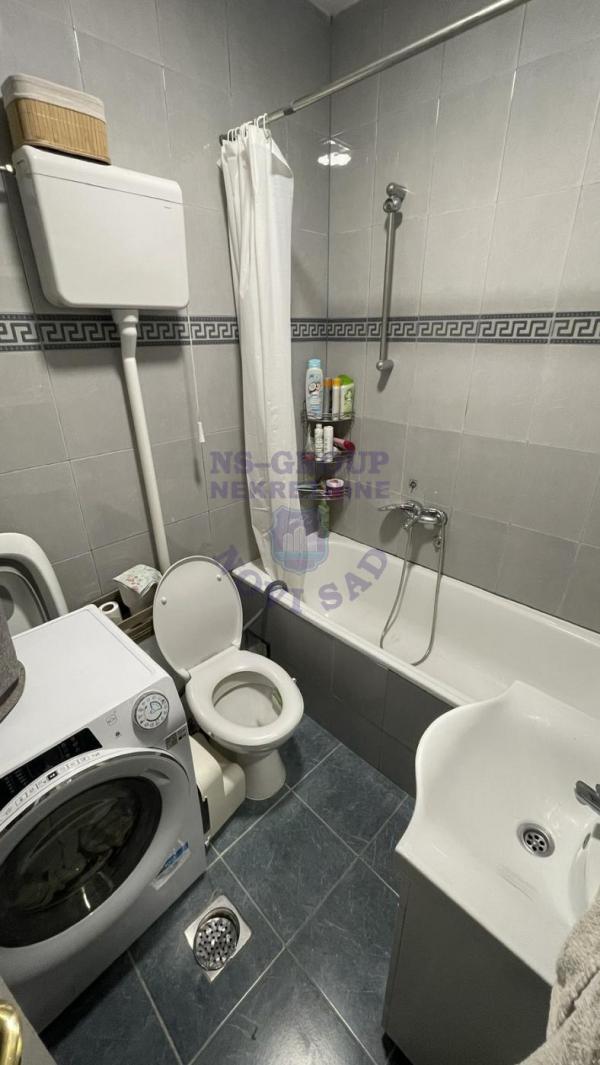Slika 5 - Garsonjera 27m2 Nova Detelinara