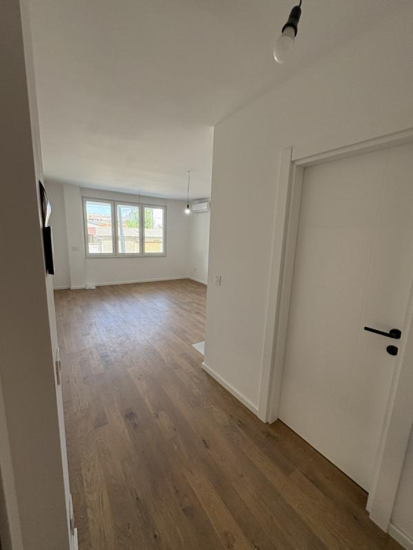 Slika 3 - Stan,NOVI SAD,NOVO NASELJE,kv: 28.00, € 85500, ID: 1059554