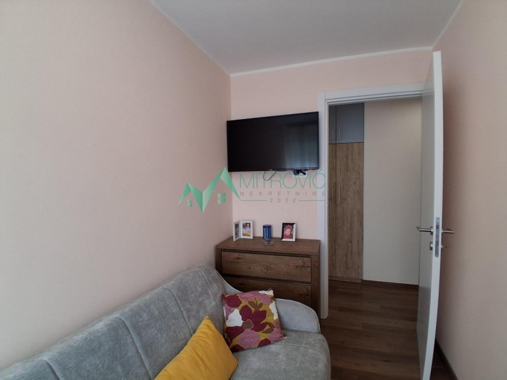 Slika 7 - TROSOBAN STAN 76m² – BULEVAR OSLOBOĐENJA – MOGUĆNOST ČETVOROSOBNOG (šifra nekretnine  1004560) 
