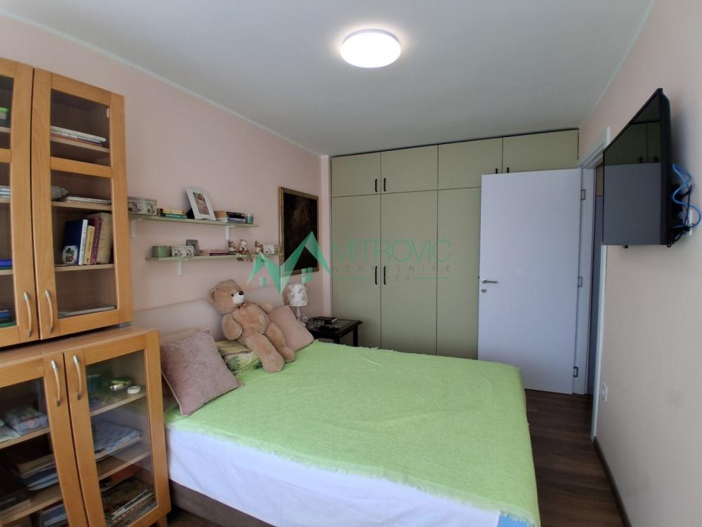 Slika 9 - TROSOBAN STAN 76m² – BULEVAR OSLOBOĐENJA – MOGUĆNOST ČETVOROSOBNOG (šifra nekretnine  1004560) 