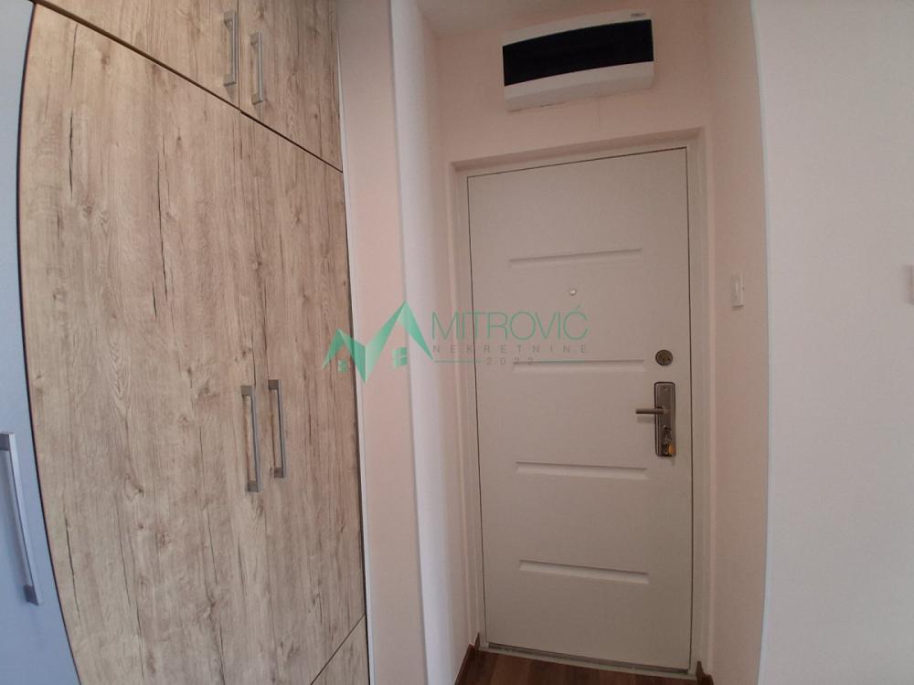 Slika 11 - TROSOBAN STAN 76m² – BULEVAR OSLOBOĐENJA – MOGUĆNOST ČETVOROSOBNOG (šifra nekretnine  1004560) 