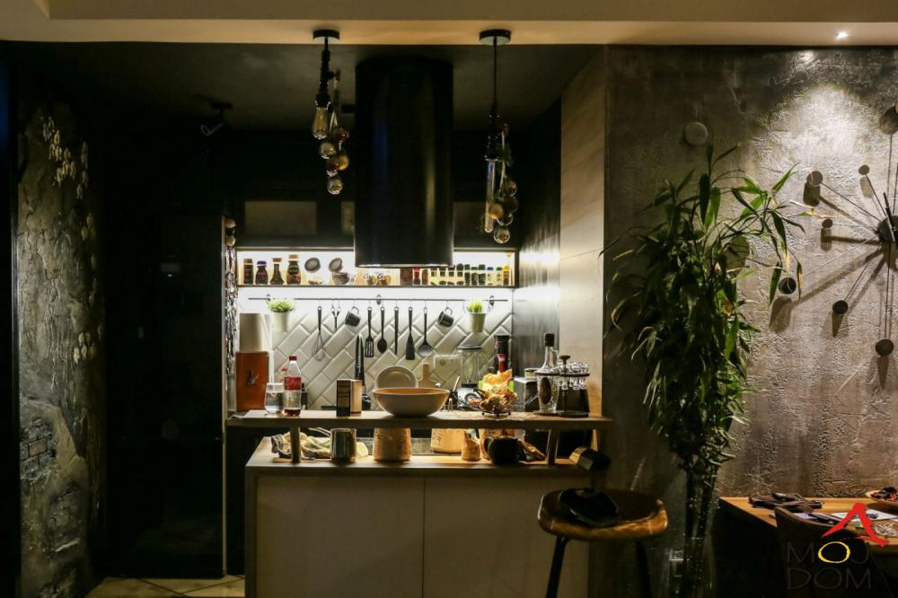 Slika 10 - Stan,NOVI SAD,CENTAR,kv: 69, € 228660, ID: 1032543