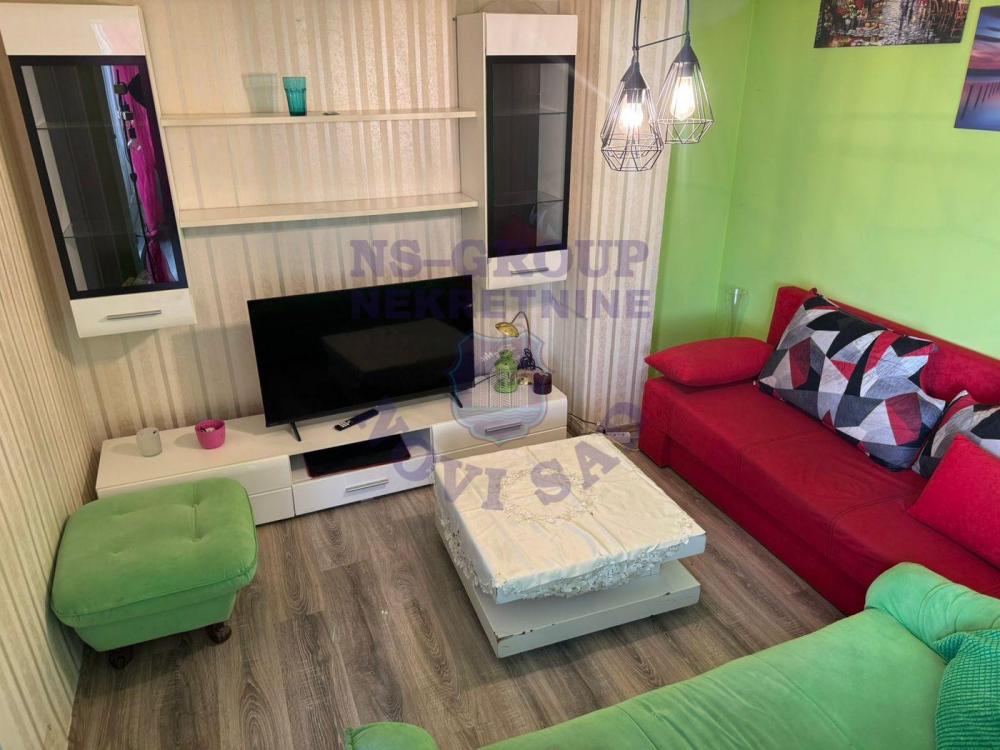 Slika 1 - Dvoiposoban, 56m2, Grbavica Novi Sad