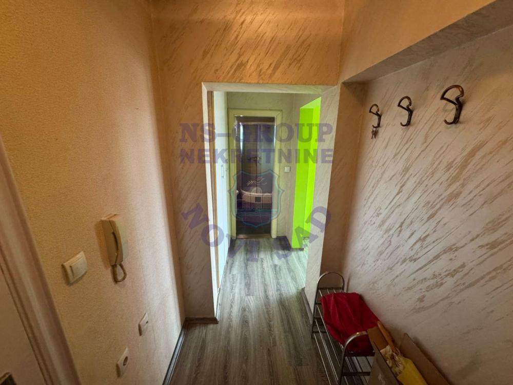 Slika 7 - Dvoiposoban, 56m2, Grbavica Novi Sad
