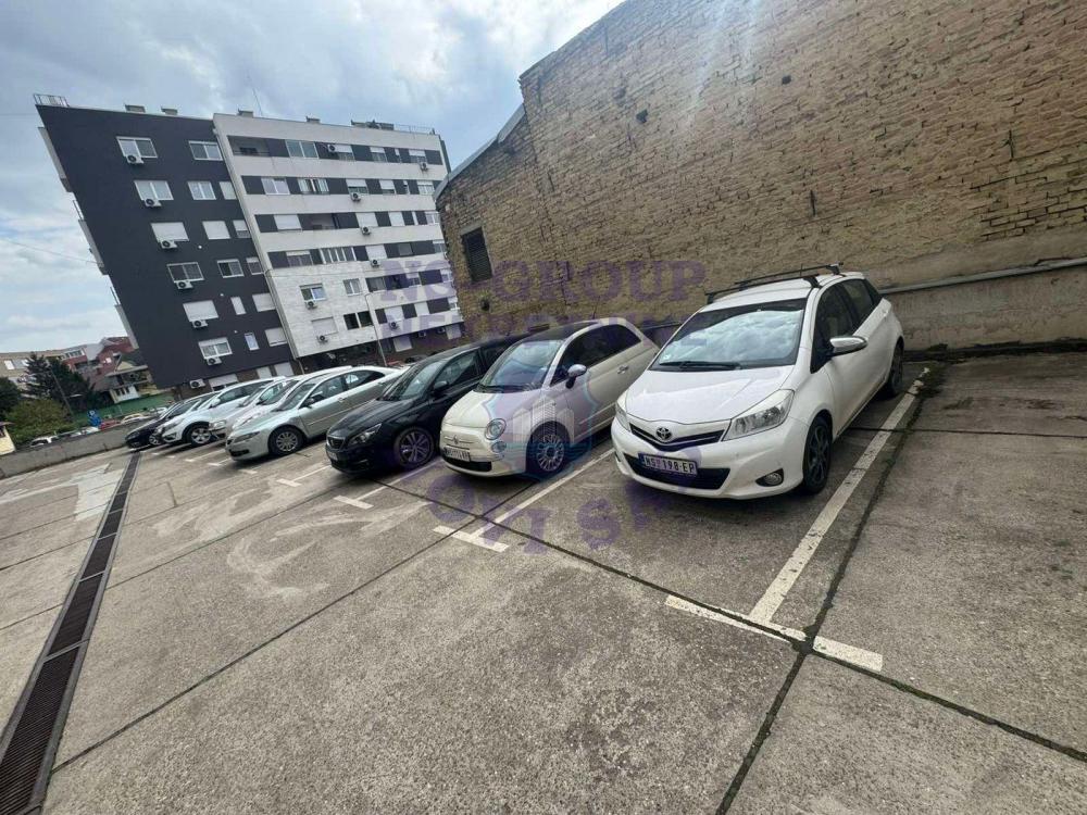Slika 10 - Dvoiposoban, 56m2, Grbavica Novi Sad