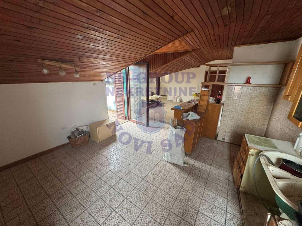 Slika 1 - Četvorosoban, 73m2, Podbara Novi Sad
