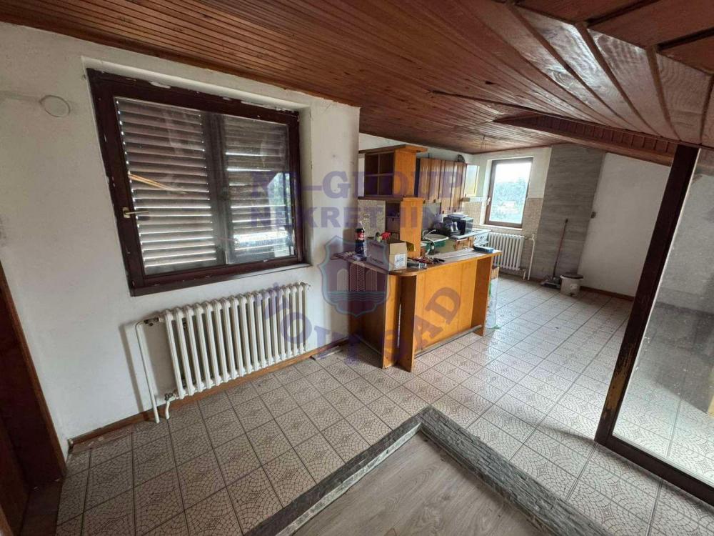 Slika 2 - Četvorosoban, 73m2, Podbara Novi Sad