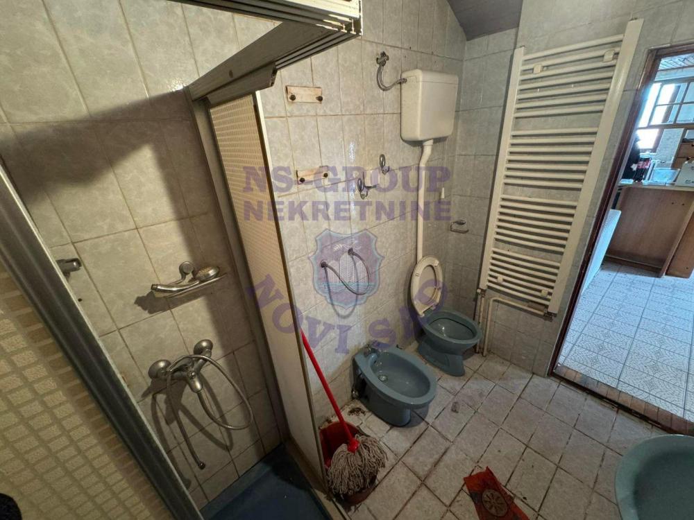 Slika 10 - Četvorosoban, 73m2, Podbara Novi Sad