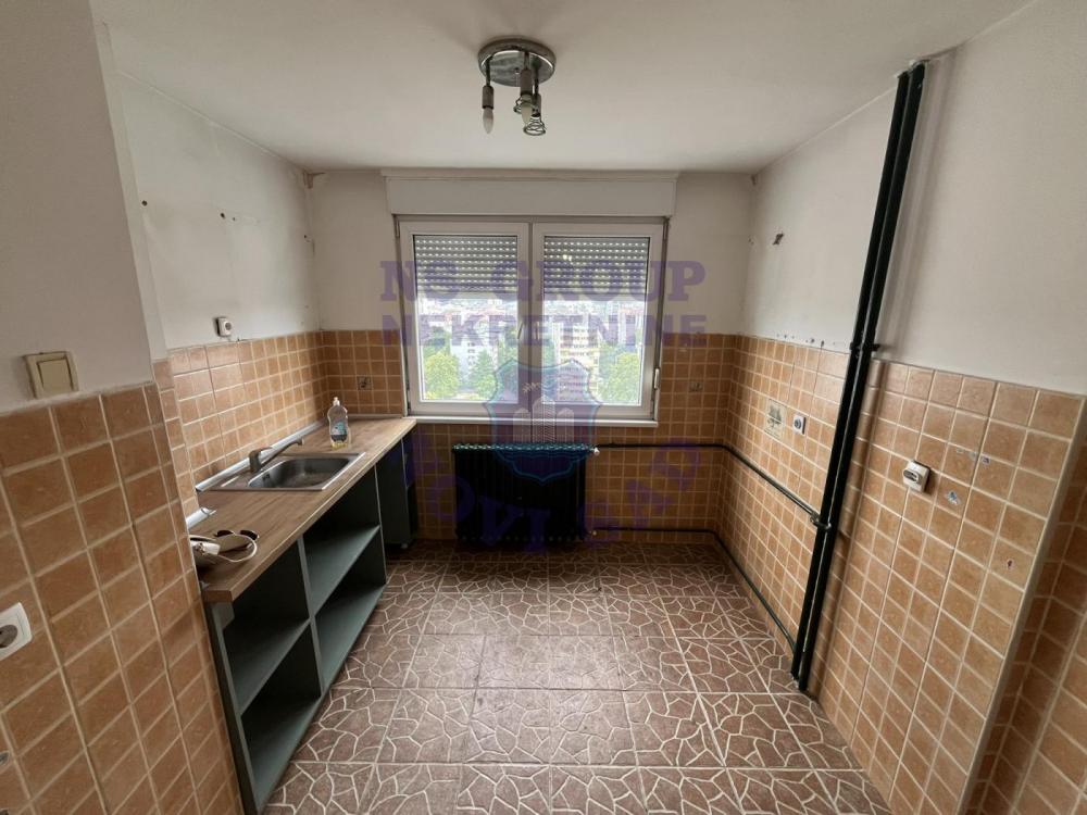 Slika 8 - Na prodaju stan kod Bulevara Oslobodjenja 