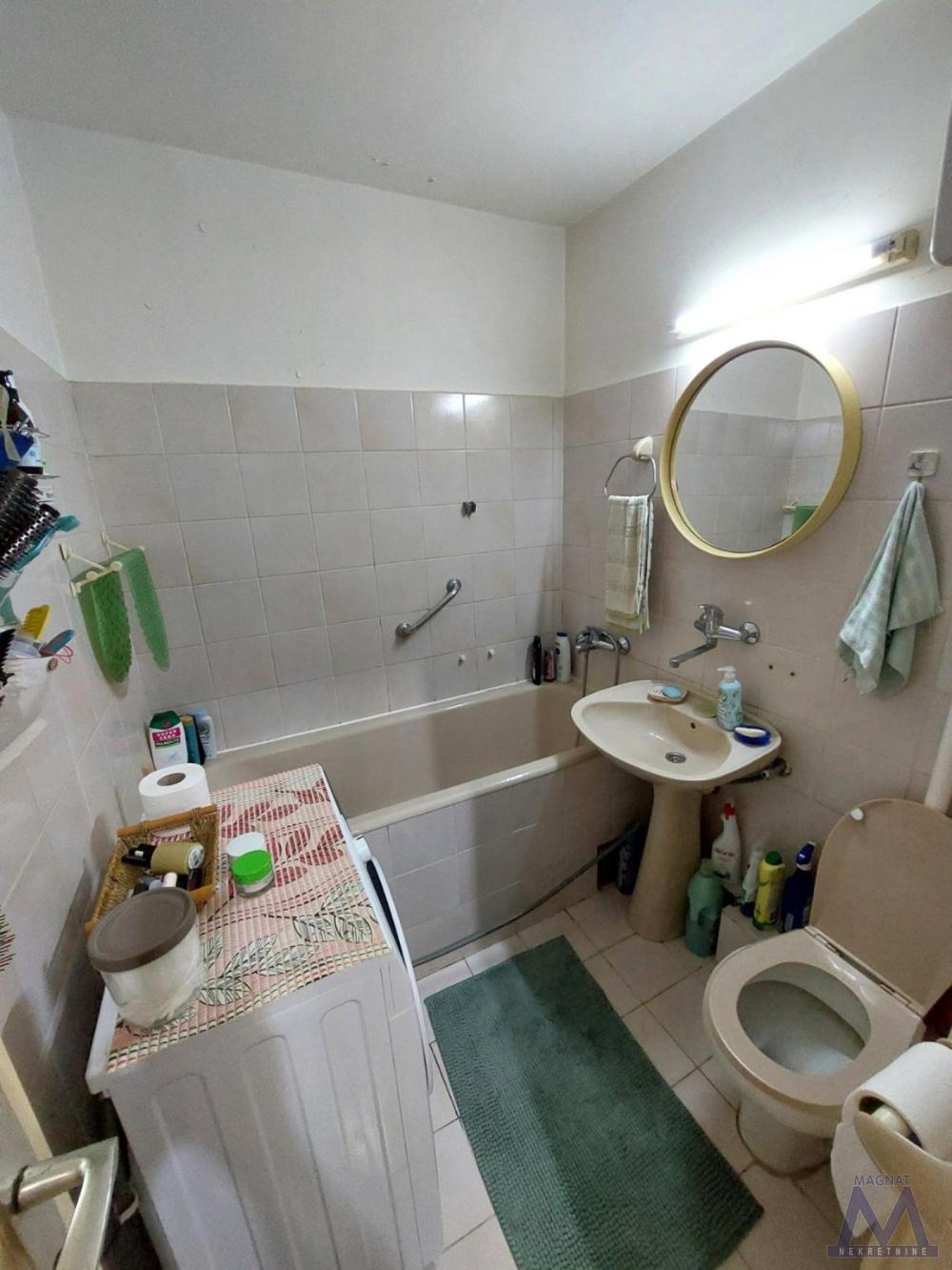 Slika 11 - Stan,NOVI SAD,LIMAN 3,kv: 78, € 206000, ID: 1019427
