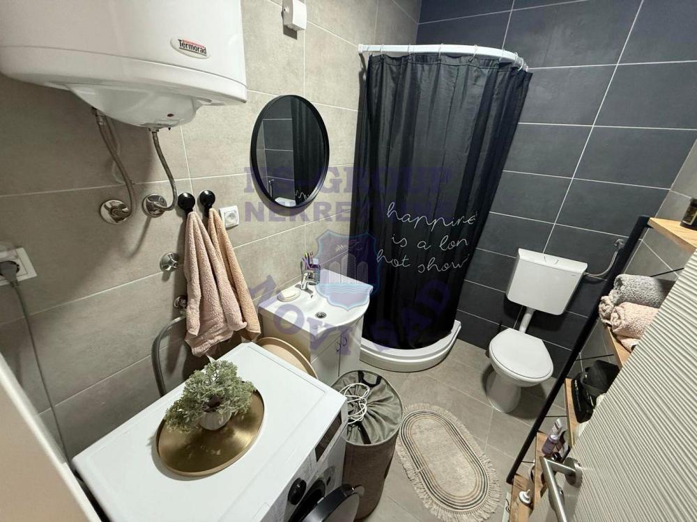Slika 2 - Jednoiposoban, 27m2, Adice Novi Sad