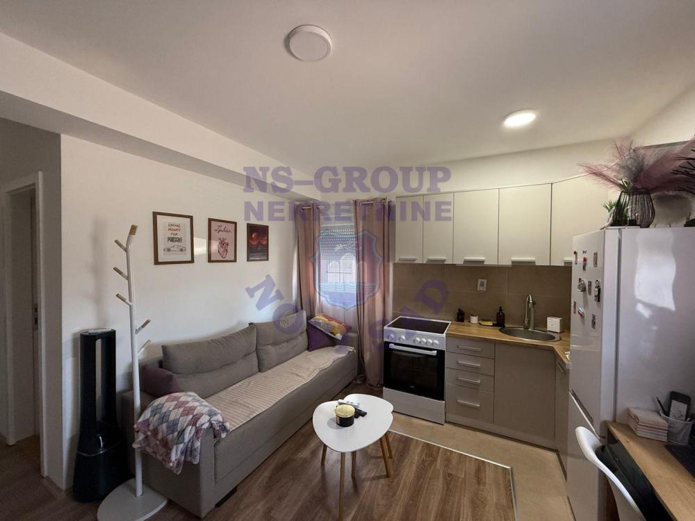 Glavna slika -Jednoiposoban, 27m2, Adice Novi Sad