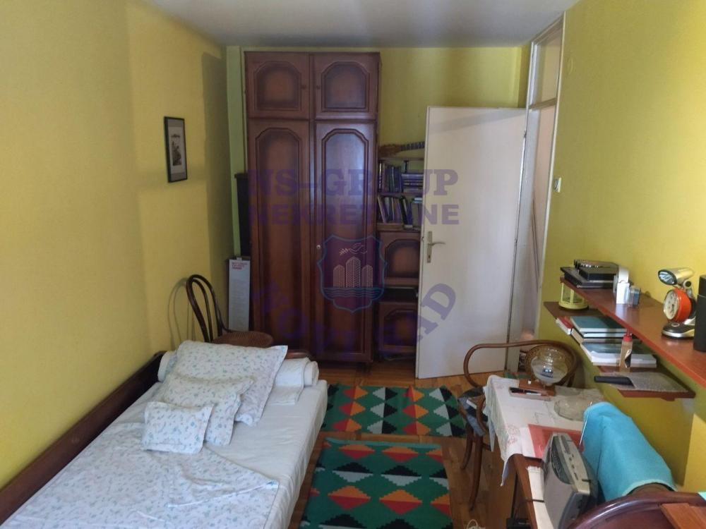 Glavna slika -Prodaja stana, Liman 3 Novi Sad, ima lift