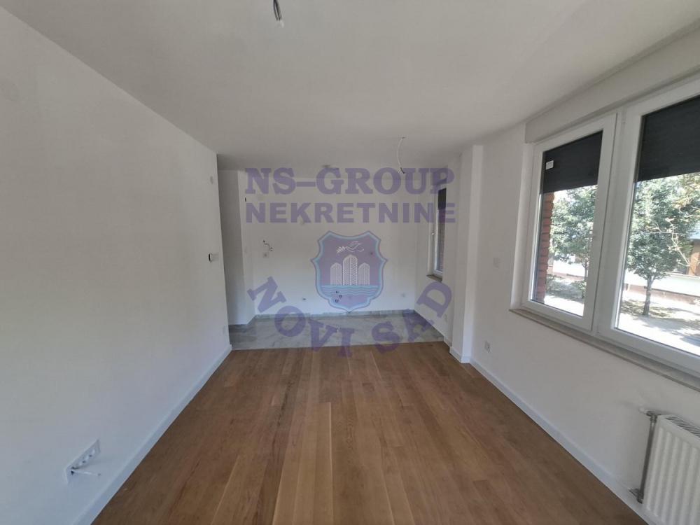 Slika 4 - Dvosoban, 47m2, Bulevar Evrope Novi Sad, ima lift