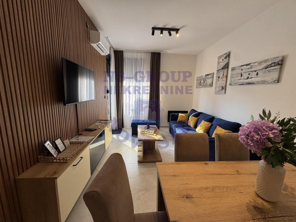 Slika 0 - Lux dvoiposoban stan u Vrdniku 47m2
