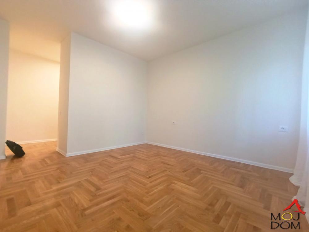 Slika 1 - Stan,NOVI SAD,NOVA DETELINARA,kv: 40, € 141110, ID: 1032542