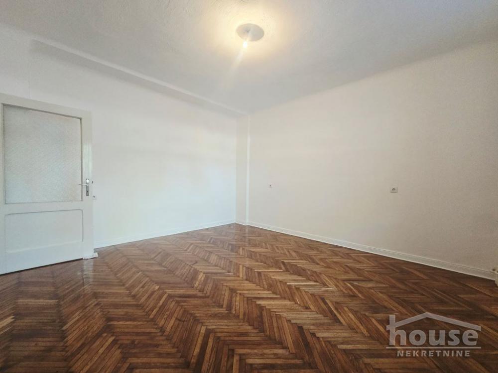 Slika 2 - Stan,NOVI SAD,KEJ,kv: 44.00, € 120000, ID: 1063527