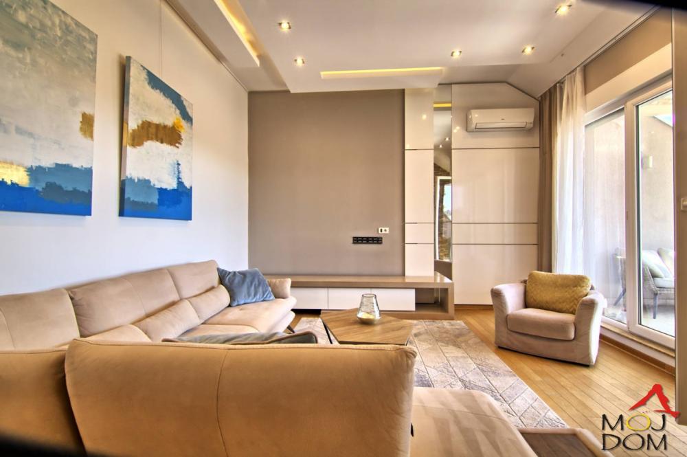 Slika 9 - Stan,NOVI SAD,TELEP,kv: 104, € 309000, ID: 1032482