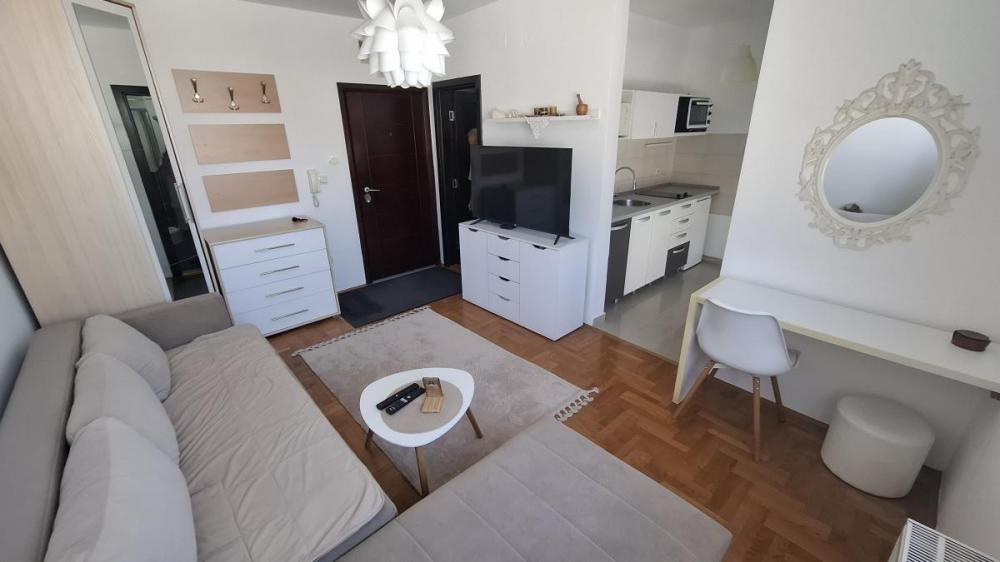 Glavna slika -Jednosoban stan 24m blizu Centra