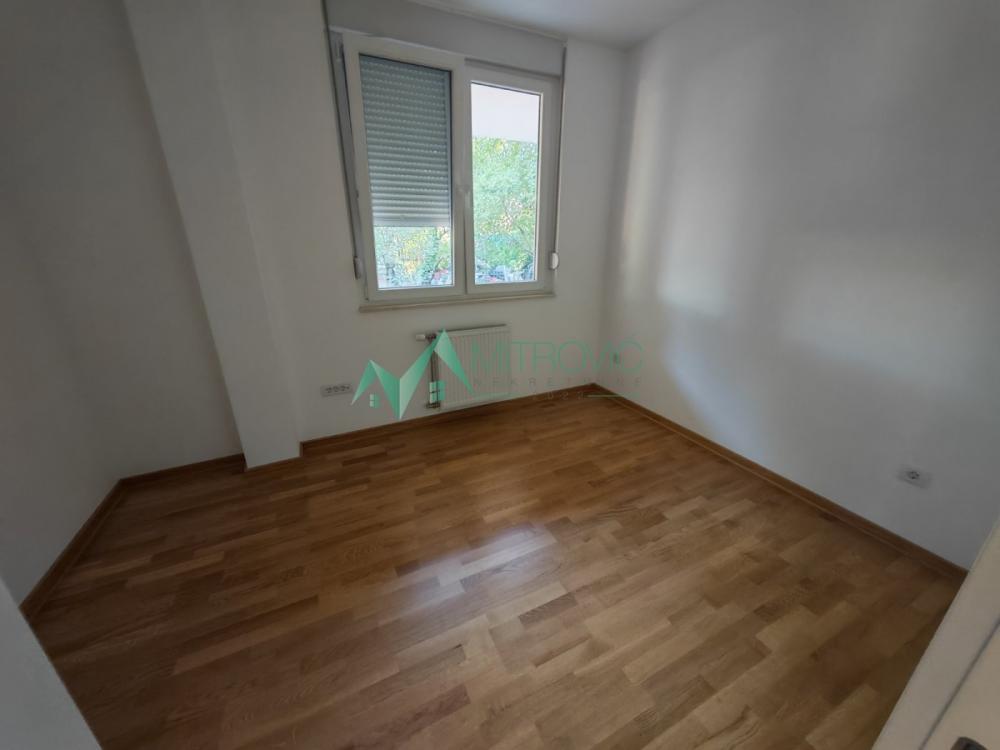 Slika 5 - Telep, 40m2. Nov dvosoban stan, useljiv odmah. (šifra 1004570). 