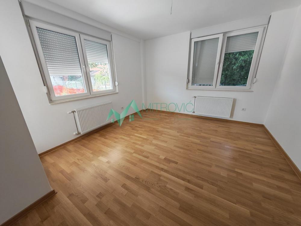 Slika 3 - Telep, 40m2. Nov dvosoban stan, useljiv odmah. (šifra 1004570). 