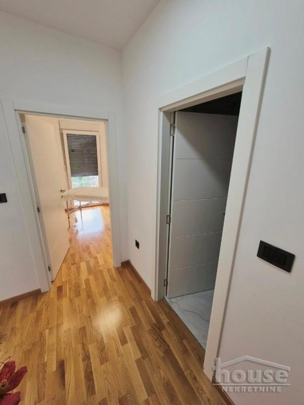 Slika 7 - Stan,NOVI SAD,BULEVAR,kv: 40.00, € 132000, ID: 1066086
