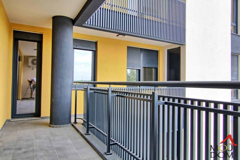 Slika 8 - Stan,NOVI SAD,PODBARA,kv: 109, € 370491, ID: 1032553