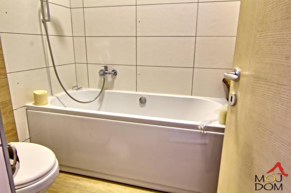 Slika 8 - Stan,NOVI SAD,TELEP,kv: 28, € 89000, ID: 1032551