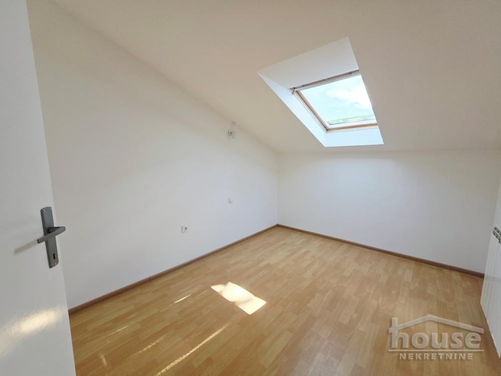 Slika 4 - Stan,NOVI SAD,CENTAR,kv: 33.00, € 119000, ID: 1066126