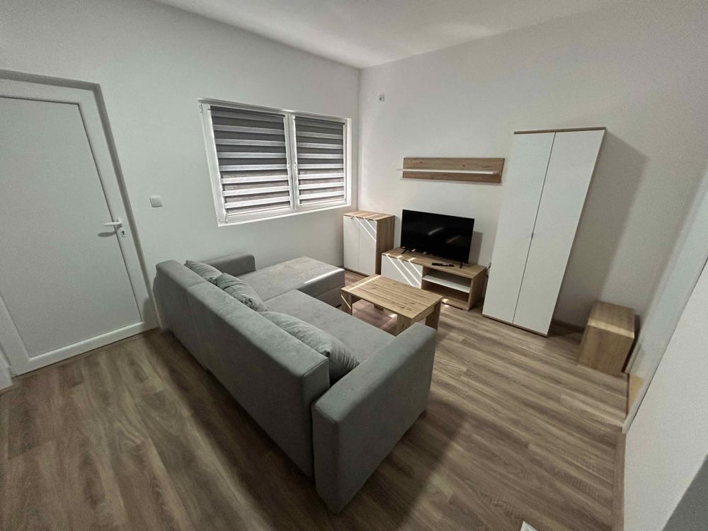 Slika 1 - Stan,NOVI SAD,ADICE,kv: 22.00, € 45200, ID: 1059641