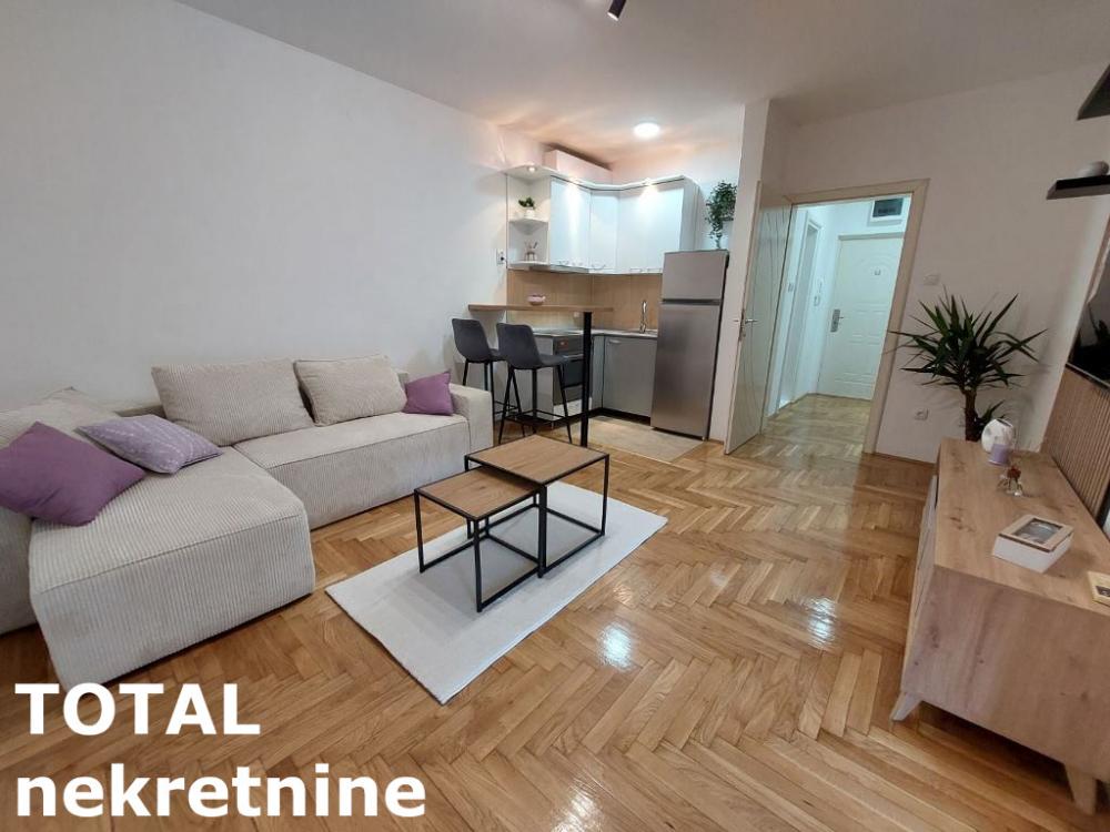 Slika 1 - Stan,NOVI SAD,SAJAM,kv: 36.00, € 129000, ID: 1102974