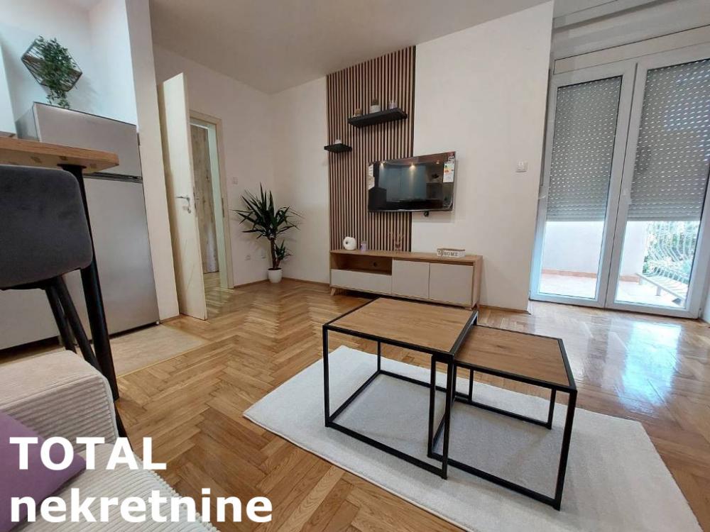 Slika 6 - Stan,NOVI SAD,SAJAM,kv: 36.00, € 129000, ID: 1102974