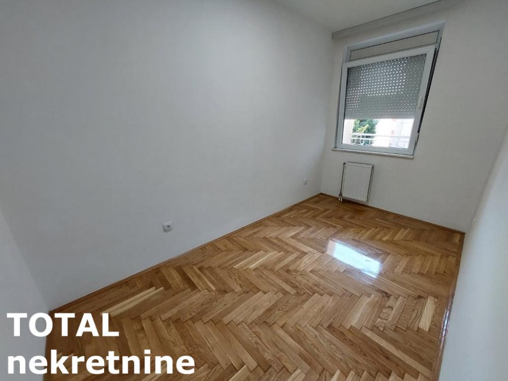 Slika 9 - Stan,NOVI SAD,SAJAM,kv: 36.00, € 129000, ID: 1102974