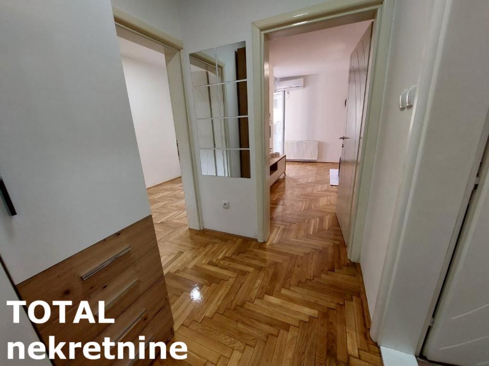 Slika 11 - Stan,NOVI SAD,SAJAM,kv: 36.00, € 129000, ID: 1102974