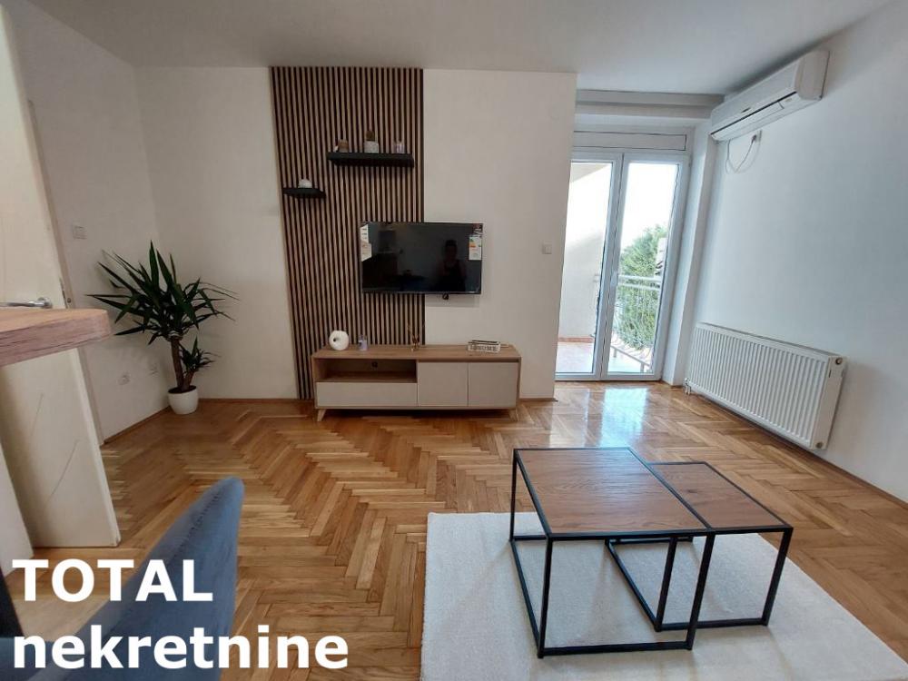 Slika 4 - Stan,NOVI SAD,SAJAM,kv: 36.00, € 129000, ID: 1102974